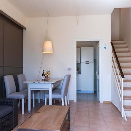 Uviglie Apartments ロジニャーノ・モンフェッラート エクステリア 写真